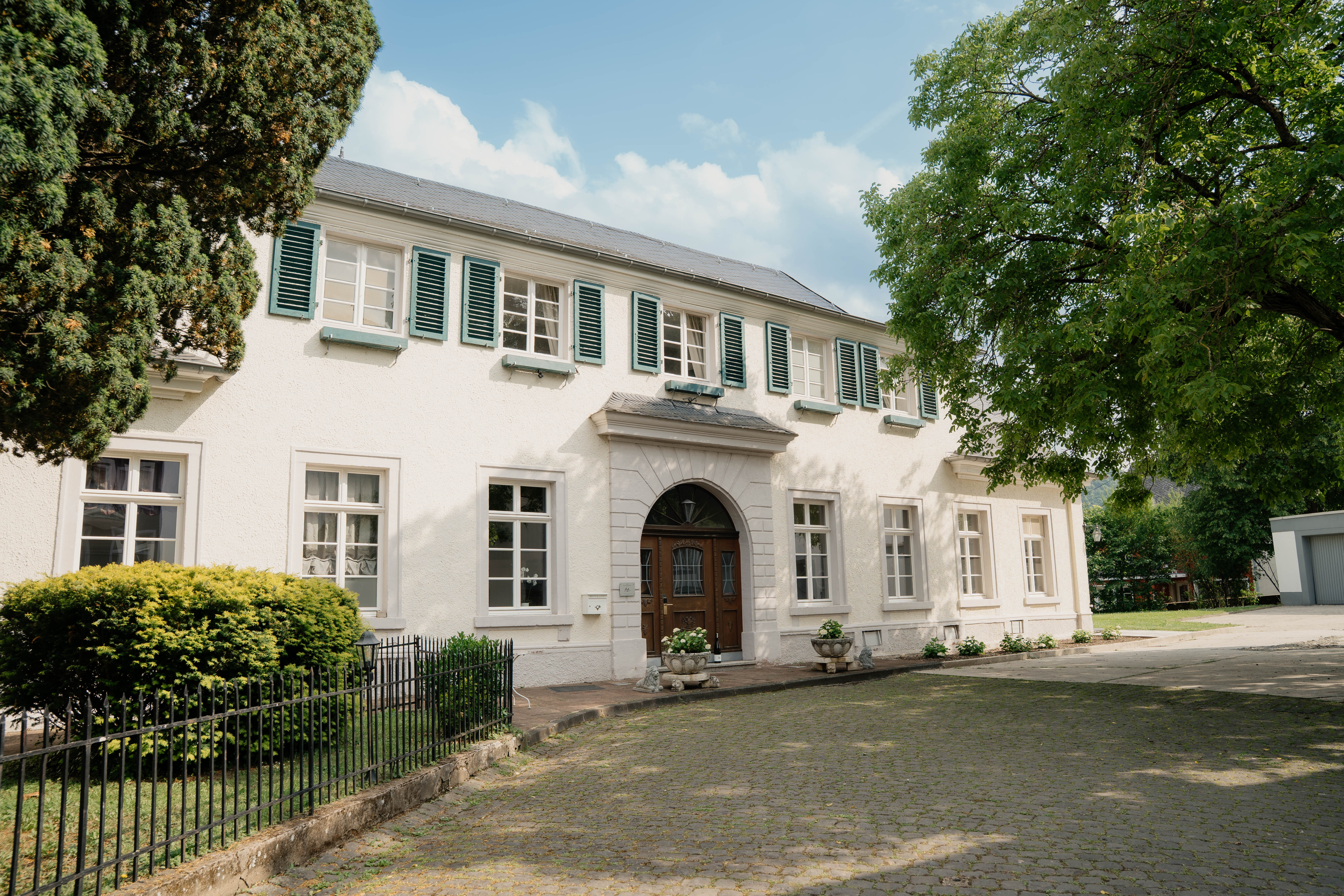 Karolingerhof Kröv Weine online kaufen